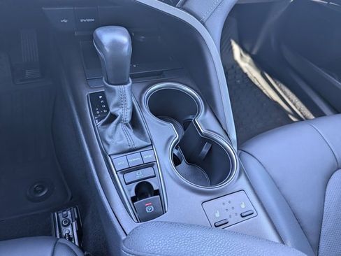 Used 2022 Toyota Camry XSE image 26