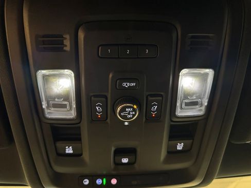 Used 2021 Chevrolet Tahoe RST w/ Luxury Package image 22