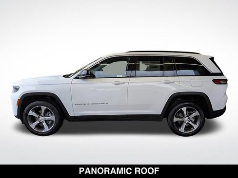 New 2026 Jeep Grand Cherokee Limited AWD/4WD image 2
