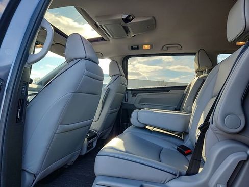 Used 2024 Honda Odyssey Elite image 10
