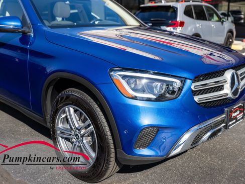 Used 2022 Mercedes-Benz GLC 300 4MATIC w/ Premium Package Lite image 8