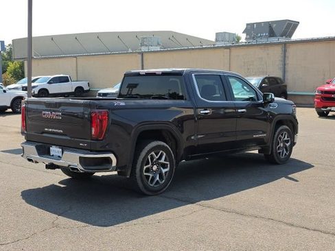Used 2024 GMC Sierra 1500 SLT AWD/4WD image 3