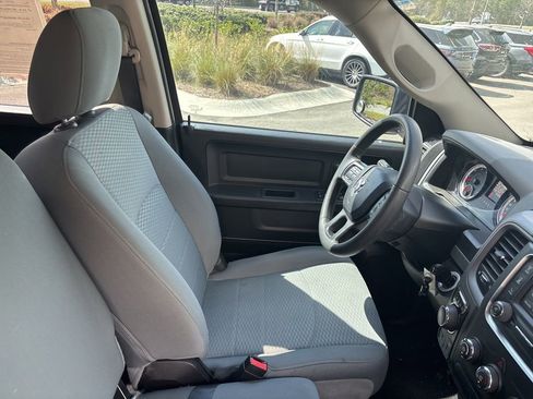 Used 2019 RAM 1500 Express w/ Express Value Package AWD/4WD image 26