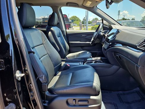 Used 2021 Honda Pilot Touring image 34