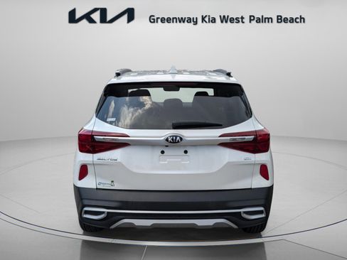 Certified 2021 Kia Seltos EX image 13