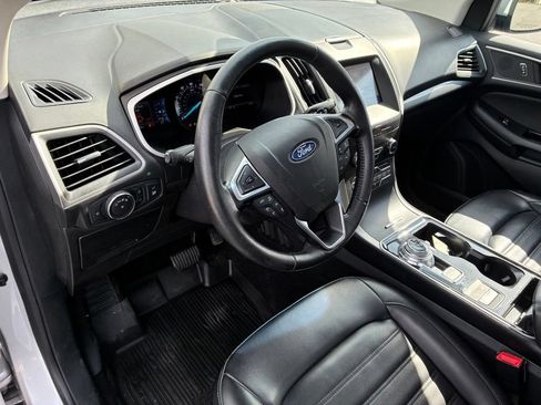 Used 2019 Ford Edge SEL w/ Equipment Group 201A AWD/4WD image 22