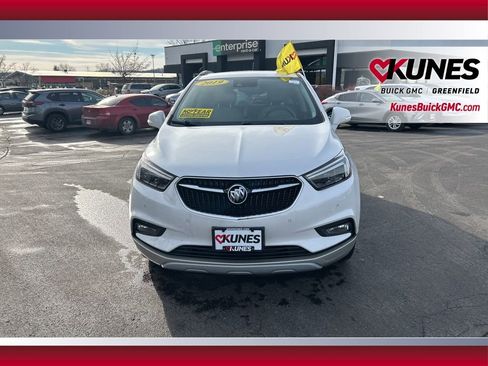 Used 2019 Buick Encore Essence w/ Experience Buick Package image 12