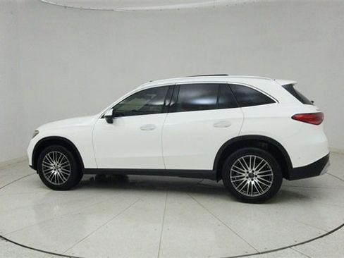 Used 2025 Mercedes-Benz GLC 300 image 64