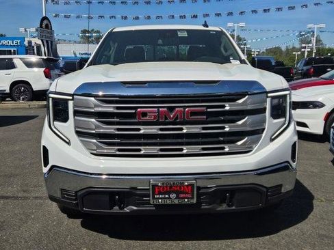 New 2026 GMC Sierra 1500 SLE w/ X31 Off-Road Package AWD/4WD image 2