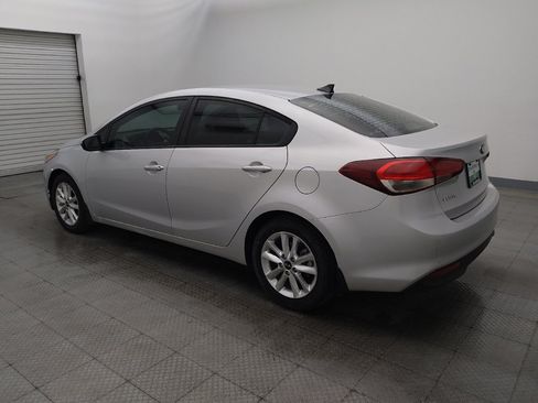 Used 2017 Kia Forte LX w/ LX Popular Package FWD image 3