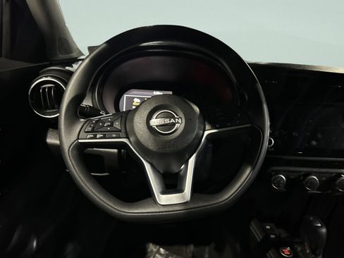 Used 2024 Nissan Kicks SV image 16