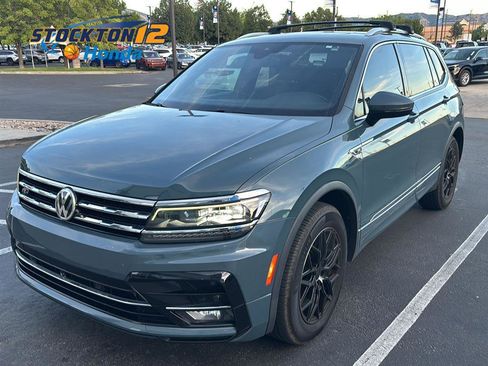 Used 2020 Volkswagen Tiguan SEL Premium R-Line w/ 3rd Row Seat Package AWD/4WD image 1