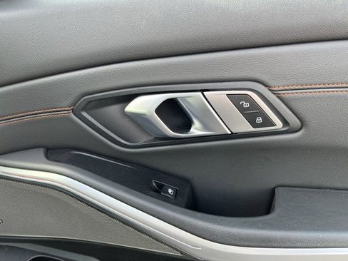 Used 2020 BMW 330i xDrive Sedan w/ Premium Package image 20