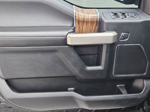 Used 2019 Ford F150 Lariat AWD/4WD image 17