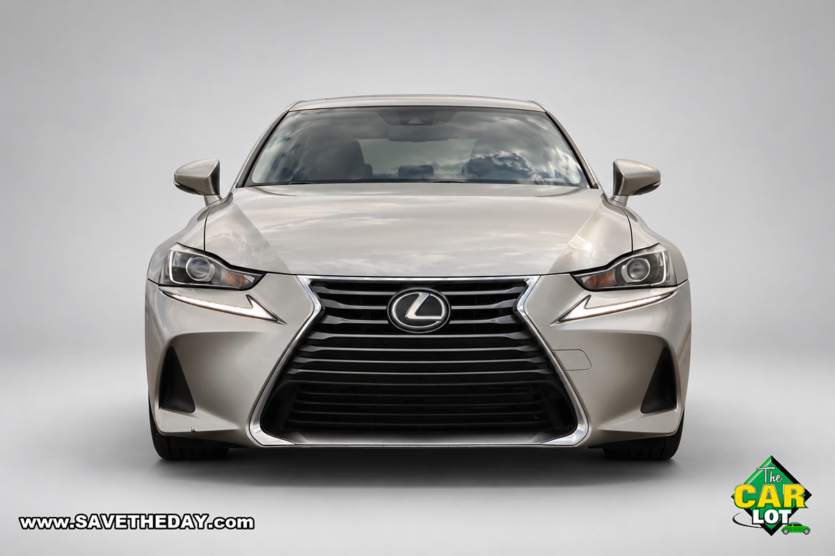 Used 2017 Lexus IS 200t RWD image 11