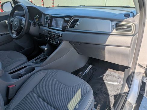 Used 2019 Kia Niro LX FWD image 20