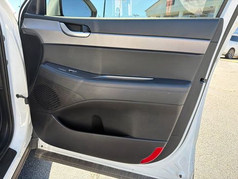 Used 2022 Hyundai Palisade SE FWD image 14