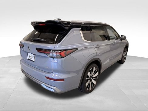 Used 2025 Mitsubishi Outlander SEL AWD/4WD image 6