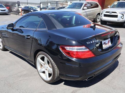 Used 2013 Mercedes-Benz SLK 250 w/ Premium I Pkg image 5