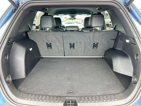Used 2025 Chevrolet Equinox LT w/ Convenience Package II AWD/4WD image 6