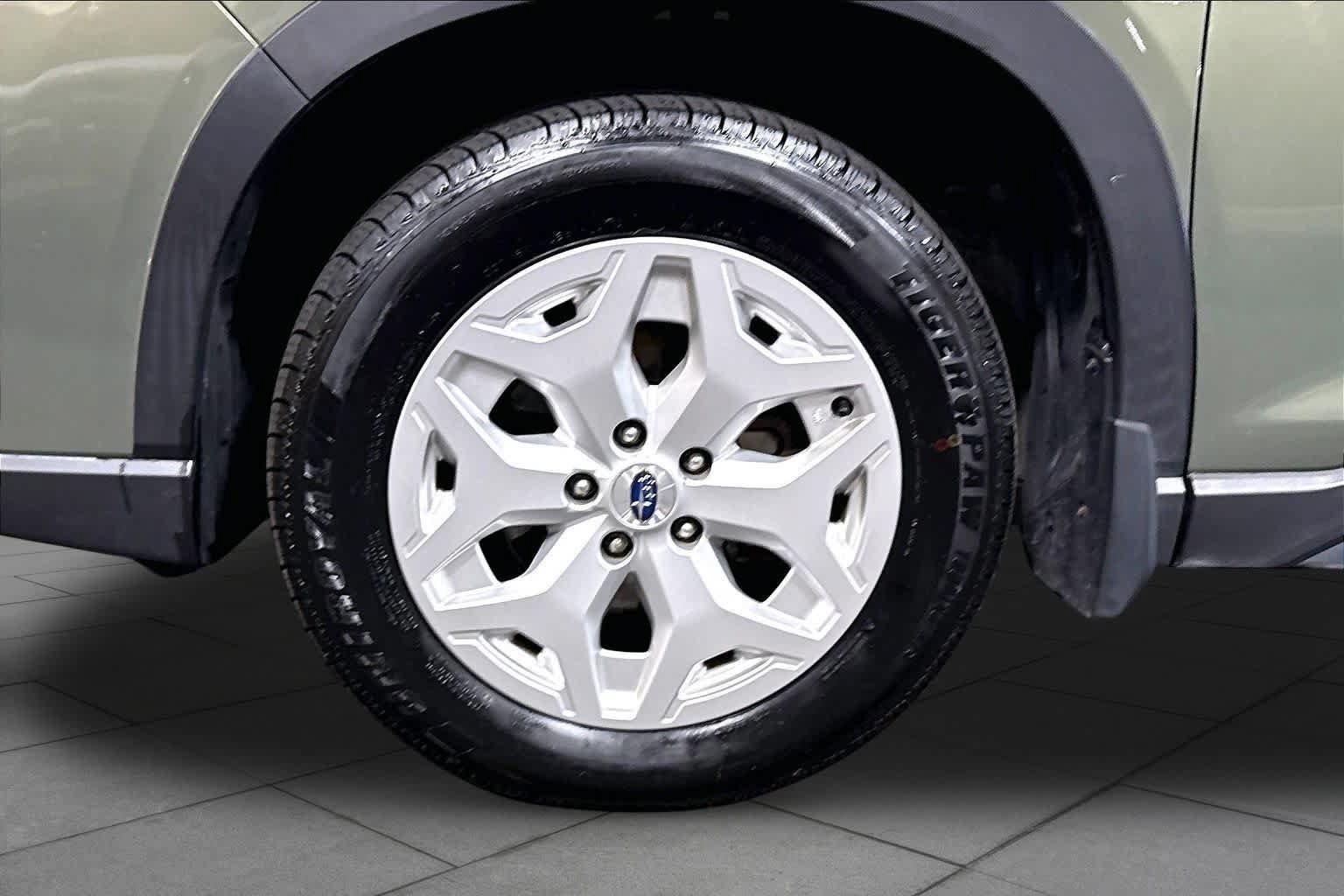 Used 2019 Subaru Forester w/ Alloy Wheel Package AWD/4WD image 11