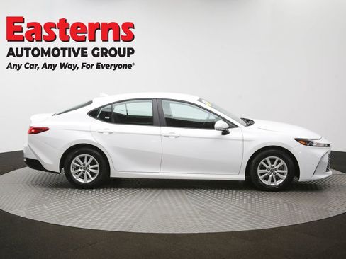 Used 2025 Toyota Camry LE FWD image 45