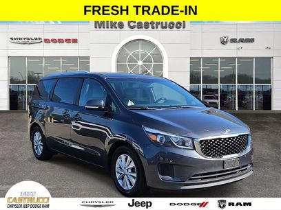 Used 2017 Kia Sedona LX w/ LX Essentials Premium Package