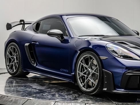 Used 2025 Porsche 718 Cayman GT4 RS RWD image 33