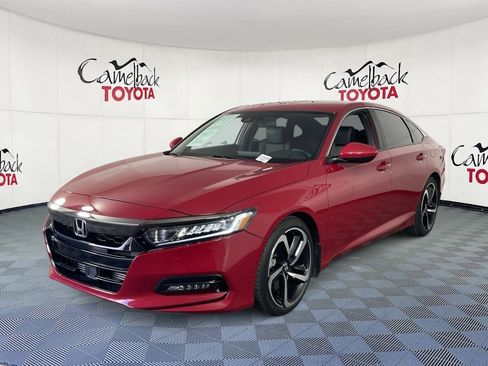 Used 2018 Honda Accord Sport image 4