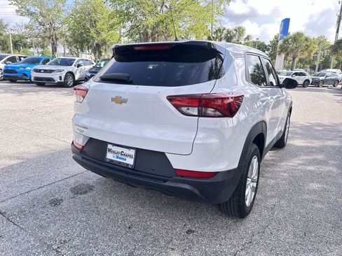 Used 2021 Chevrolet TrailBlazer LS FWD image 6