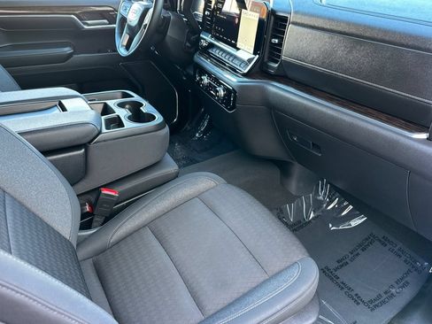 Certified 2024 GMC Sierra 1500 Elevation RWD image 19