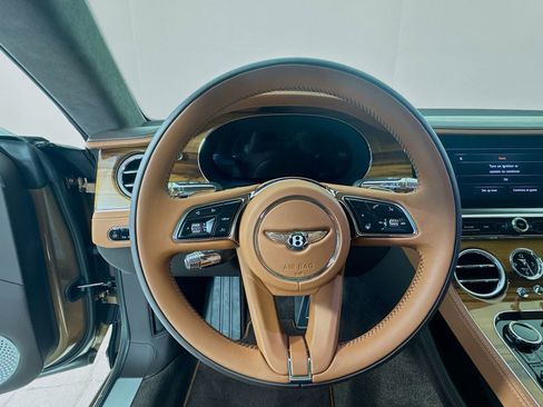 Used 2025 Bentley Continental GT Speed AWD/4WD image 12