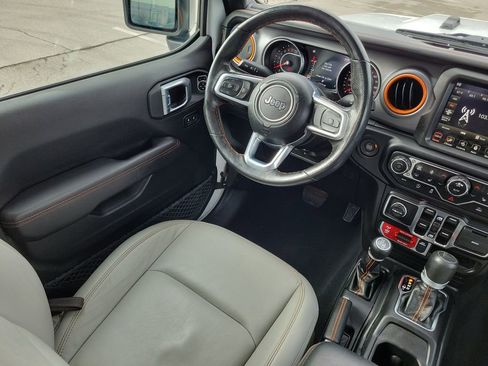 Used 2022 Jeep Gladiator Mojave w/ LED Lighting Group image 15