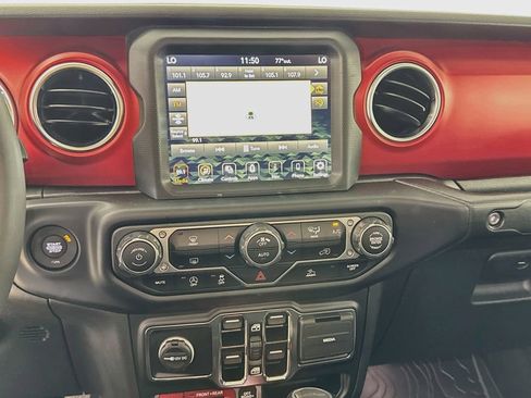 Certified 2023 Jeep Gladiator Rubicon w/ Trailer Tow Package AWD/4WD image 17