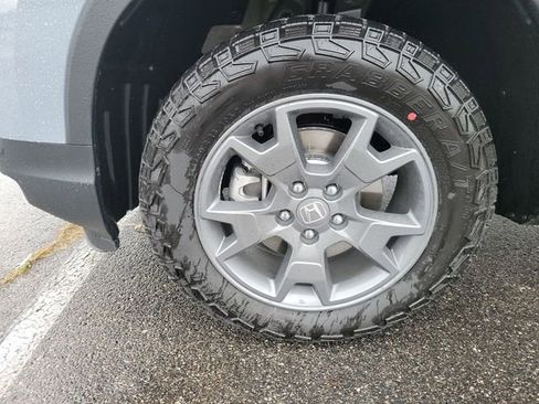 Used 2025 Honda Passport TrailSport image 19