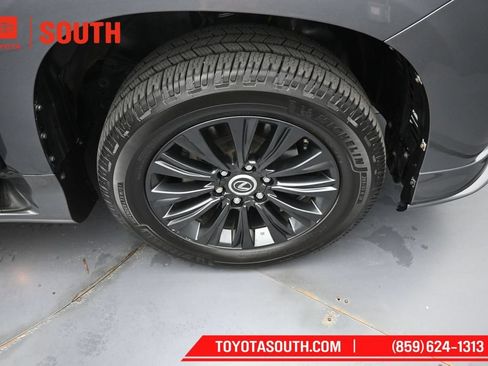 Used 2022 Lexus GX 460 Premium AWD/4WD image 39