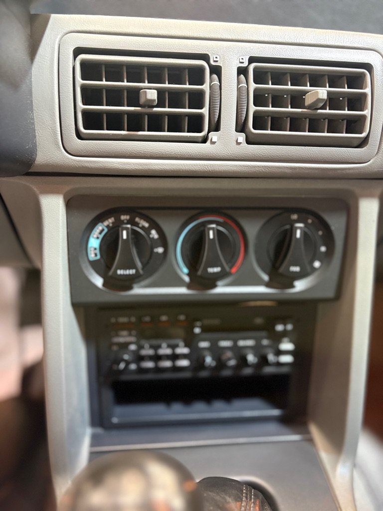 Used 1987 Ford Mustang GT RWD image 32