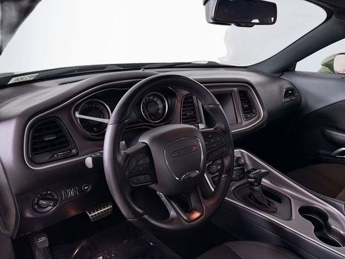 Used 2022 Dodge Challenger R/T Scat Pack image 9