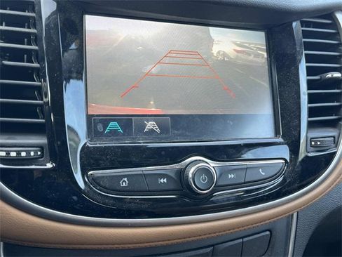 Used 2017 Chevrolet Trax LT w/ LT Convenience Package image 30