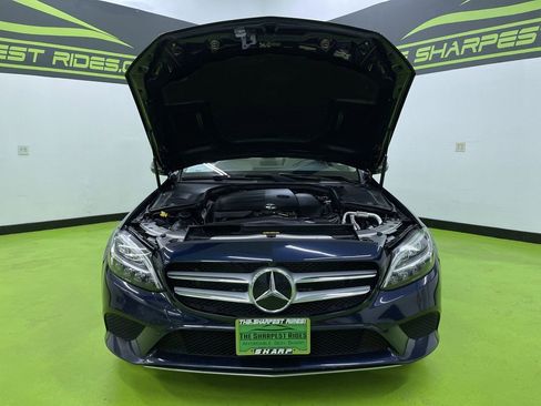 Used 2019 Mercedes-Benz C 300 4MATIC Sedan image 4