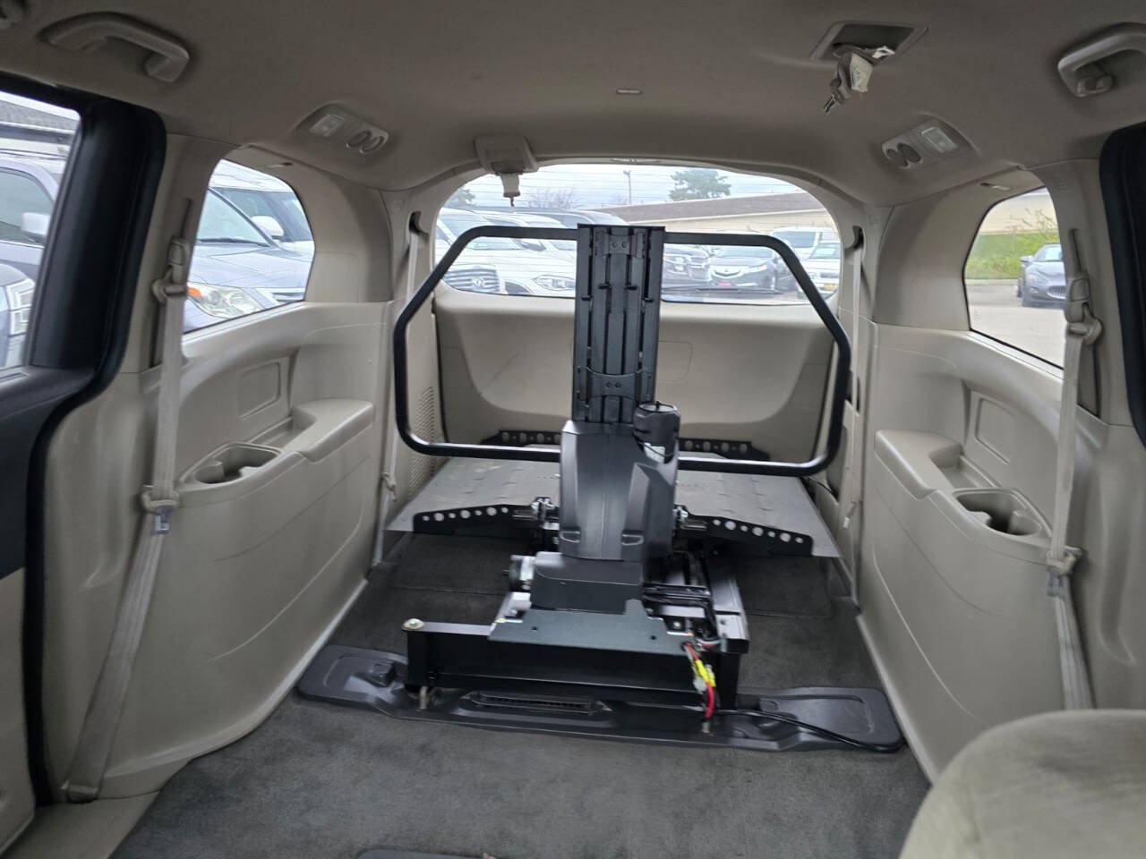 Used 2011 Honda Odyssey EX image 51