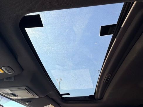 Used 2012 Ford F150 Platinum image 27