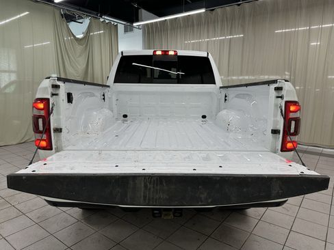 Used 2024 RAM 2500 Laramie w/ Safety Group AWD/4WD image 8