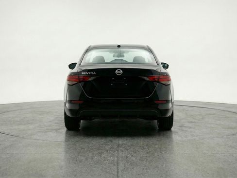 Used 2025 Nissan Sentra SV image 6