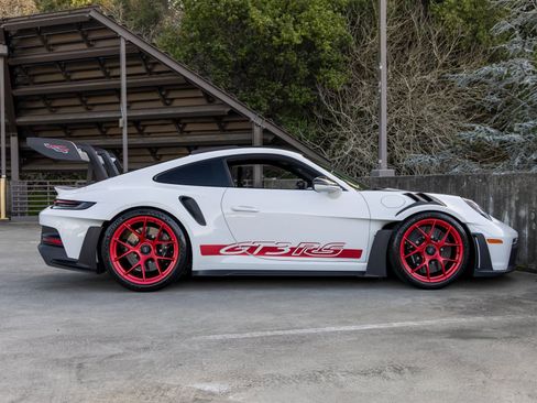 Certified 2024 Porsche 911 GT3 RS image 12