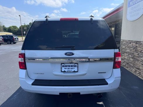Used 2017 Ford Expedition Limited RWD image 4