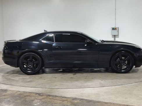 Used 2011 Chevrolet Camaro LT w/ RS Package RWD image 9