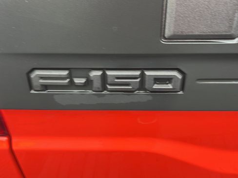 Used 2022 Ford F150 Raptor w/ Equipment Group 801A High AWD/4WD image 5