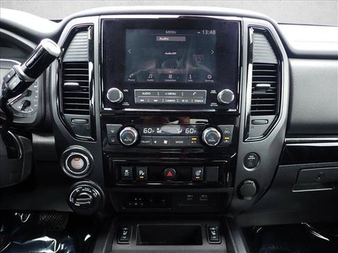 Used 2023 Nissan Titan SV w/ SV Convenience Package AWD/4WD image 14