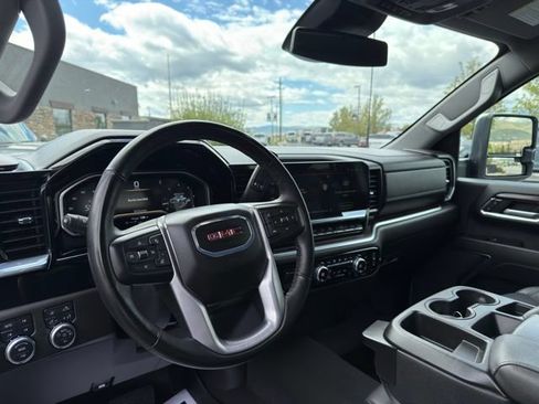 Used 2024 GMC Sierra 3500 SLT w/ X31 Off-Road Package AWD/4WD image 13